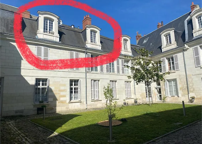 Tours Quartier Halles 70M2